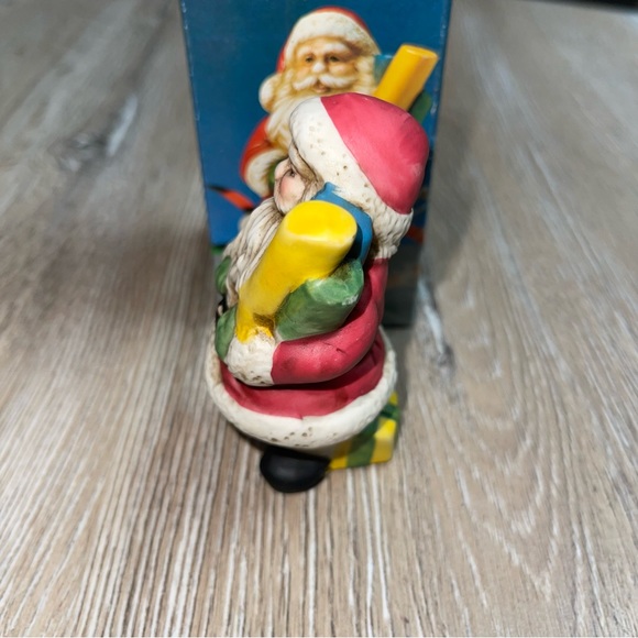 Vintage Porcelain Figurine Santa Christmas 3.5" With Box CS14597. - Picture 3 of 12